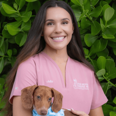 Julia, Veterinary Technician